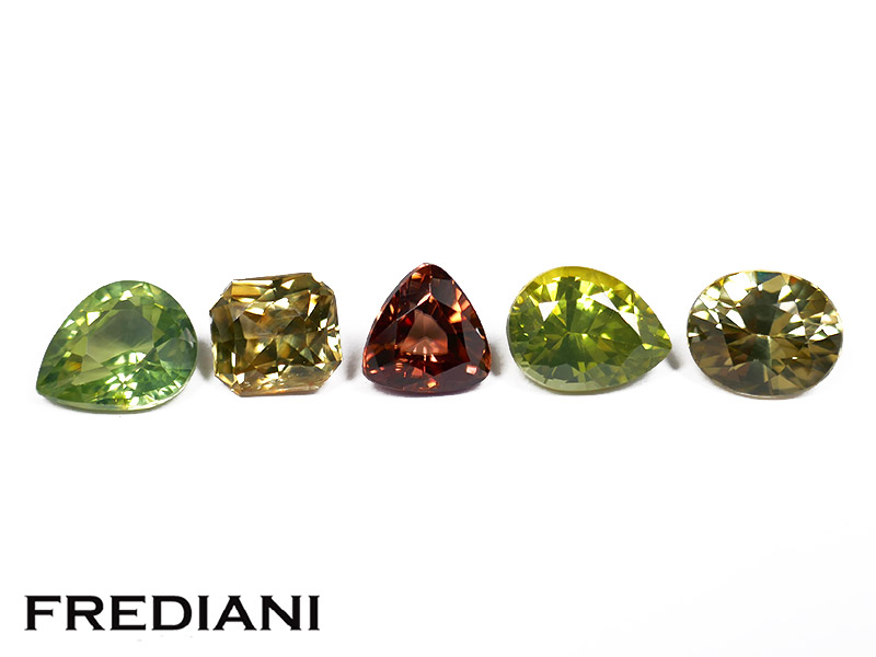 Lot de 5 zircons naturels