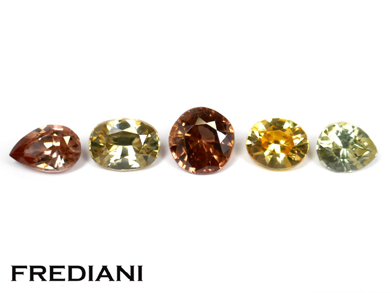 Lot de 5 zircons naturels