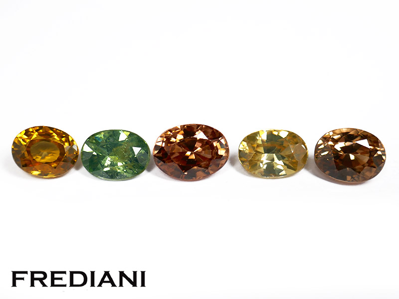 Lot de 5 zircons ovales naturels