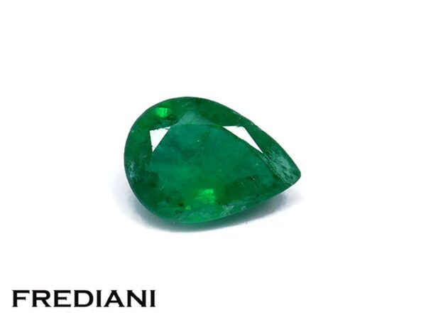 Emeraude poire 70x50 de 0.67 carat