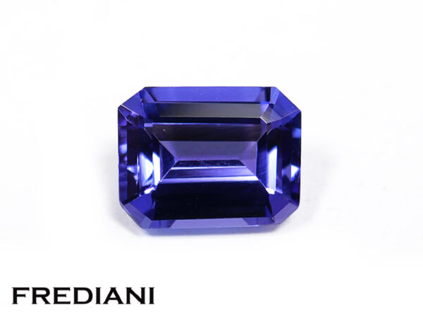 Tanzanite rectangulaire 90x69 de 2.19 carats