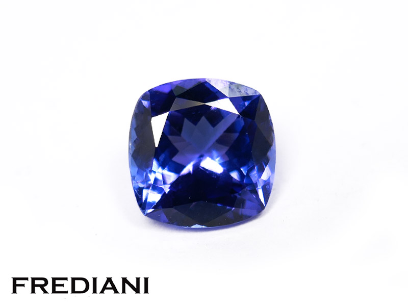 Tanzanite coussin