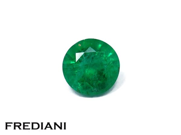 Emeraude ronde 5.8 mm de 0.74 carat