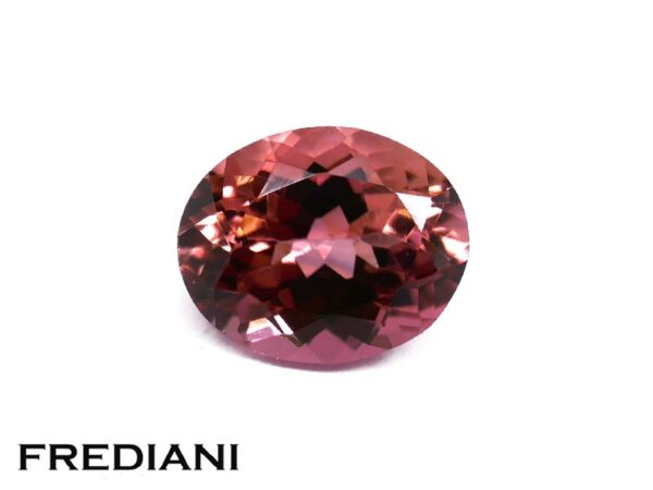 Tourmaline rose ovale 100x80 de 3.02 carats