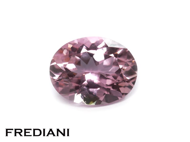 Tourmaline rose ovale