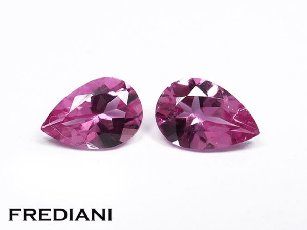 Appairage de tourmalines roses poires 60x40 de 0.77 carat