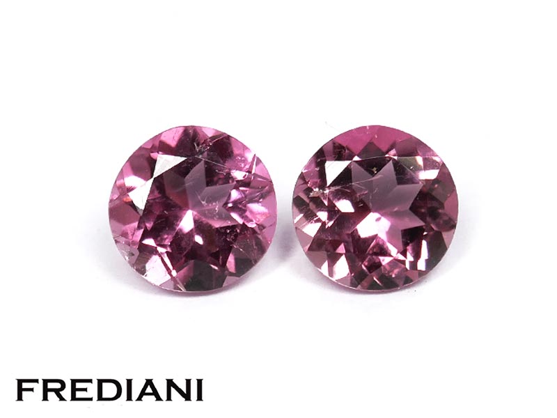 Paire de tourmalines roses rondes