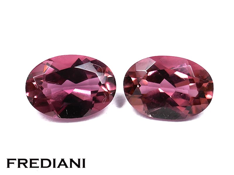 Paire de tourmalines roses ovales