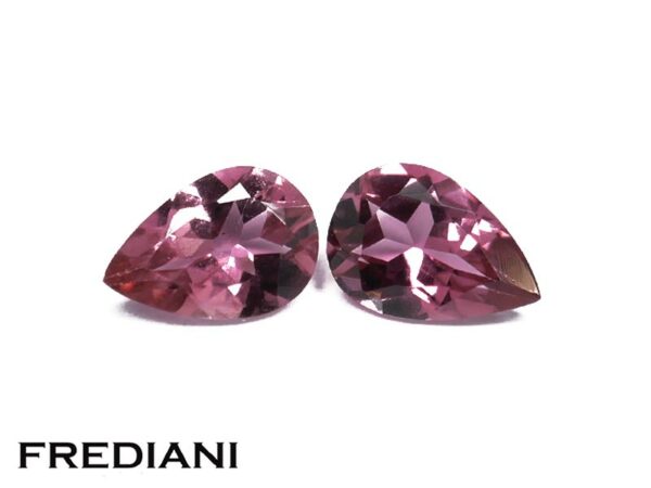 Paire de tourmalines roses poires 60x40 de 0.73 carat