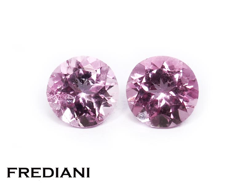 Paire de tourmalines roses rondes