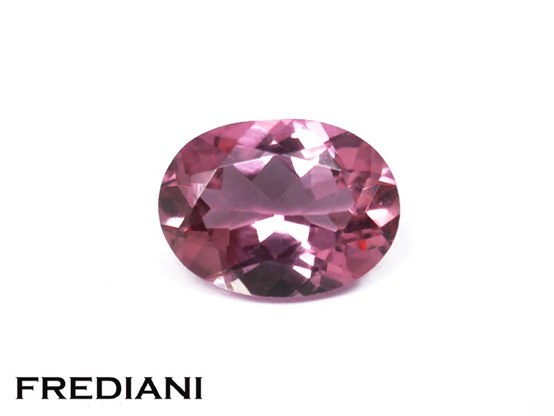 Tourmaline rose ovale