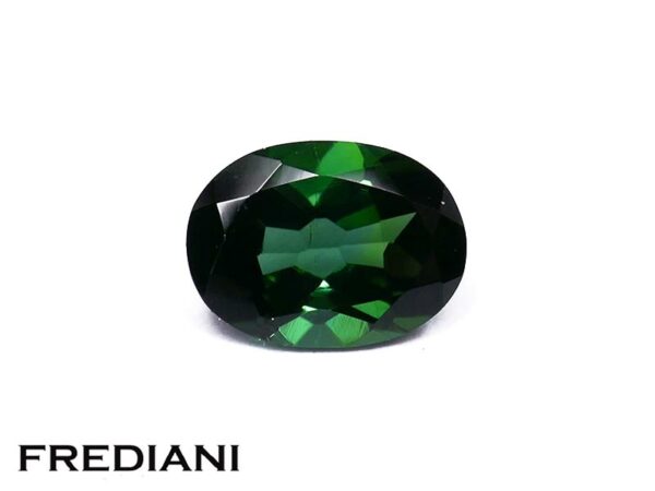 Tourmaline verte ovale 80x60 de 1.28 carat
