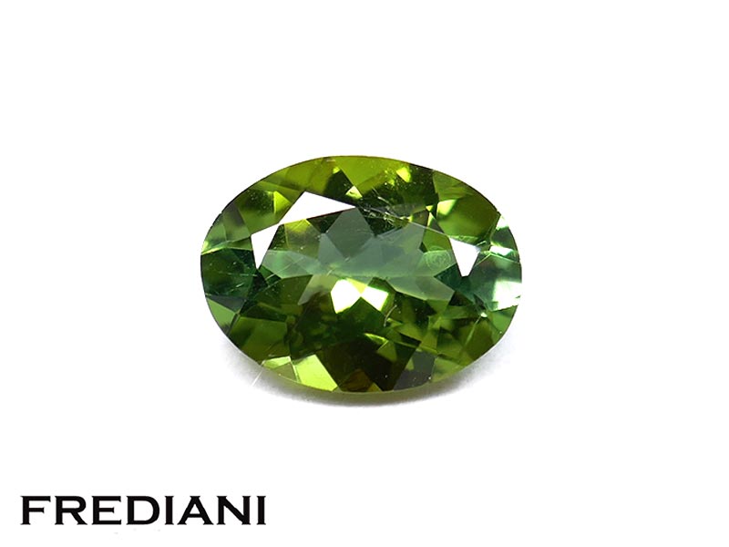 Tourmaline verte ovale