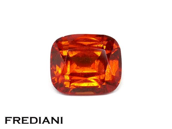 Grenat spessartite coussin certifié 86x73 de 3.10 carats
