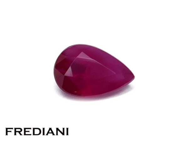 Rubis poire 60x40 de 0.48 carat