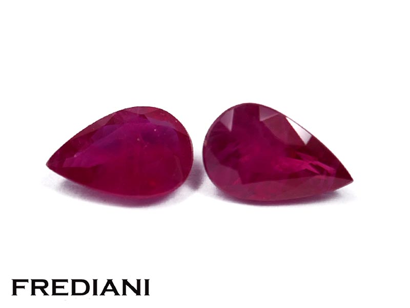 Paire de rubis poire