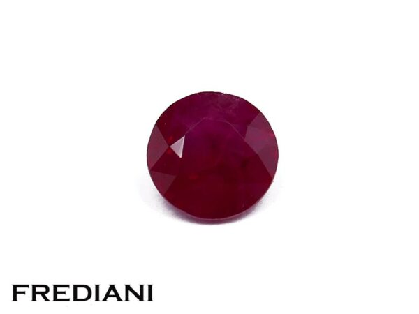 Rubis rond 5.6 mm de 0.92 carat