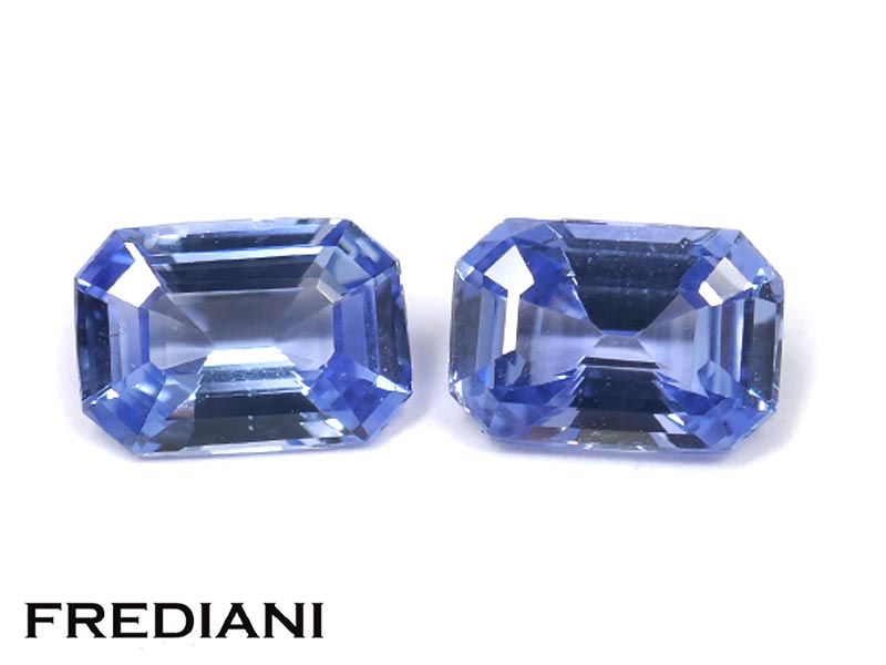Paire de saphirs bleus rectangulaires
