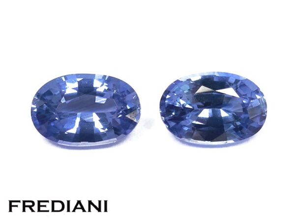 Appairage de saphirs bleus ovales 60x40 de 1.14 carat