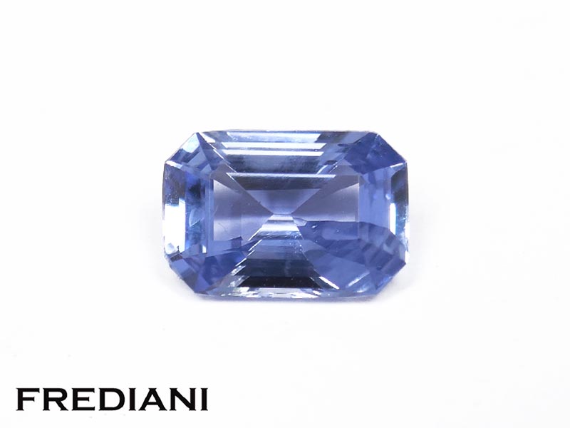 Saphir bleu rectangulaire