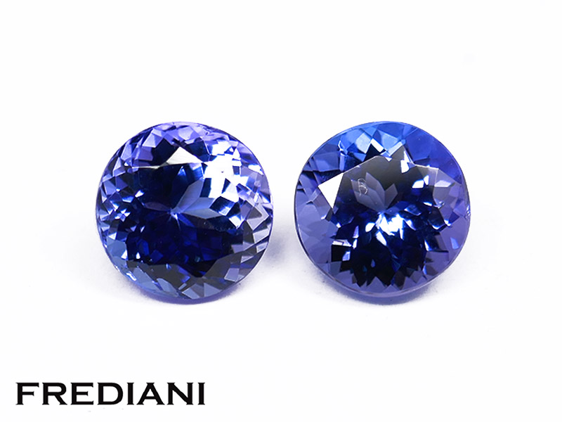 Paire de tanzanites rondes