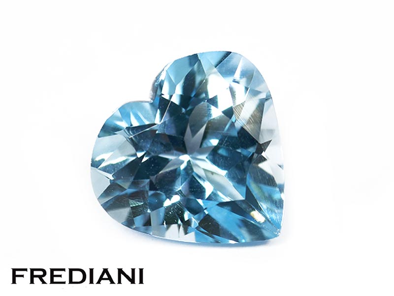 Topaze bleue traitée coeur