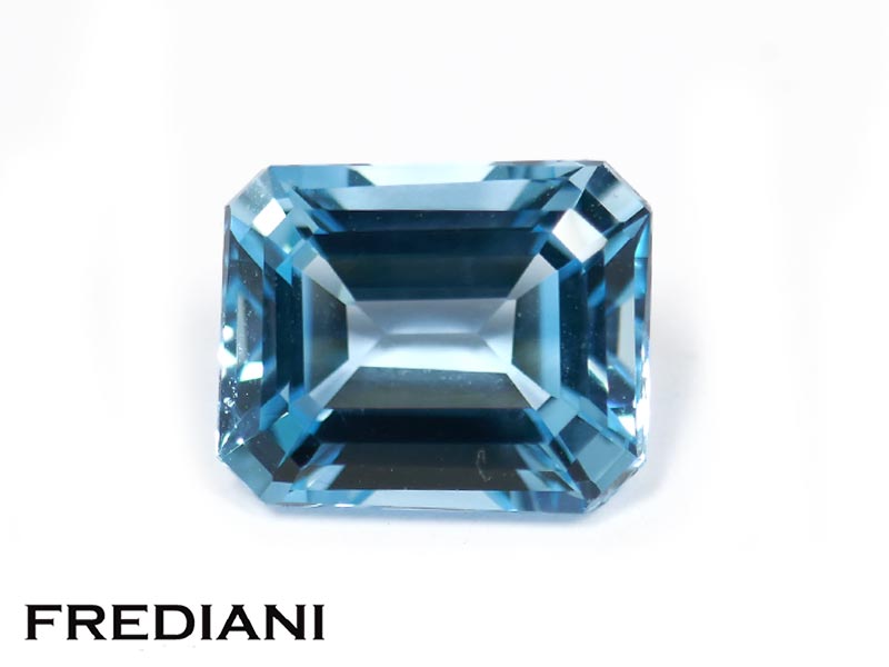 Topaze bleue traitée rectangulaire