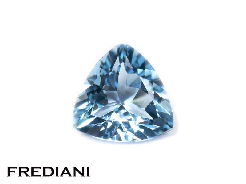 Topaze bleue traitée troïdia