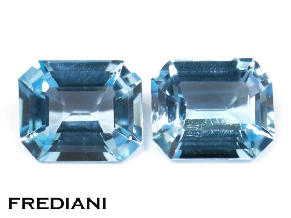 Paire de topazes bleues traitées rectangulaires 120x100 de 12.63 carats