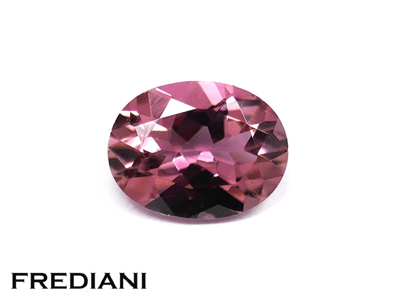 Tourmaline rose ovale