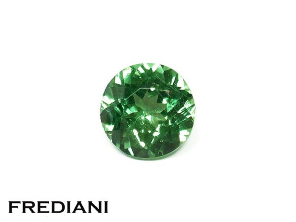 Grenat tsavorite rond 6 mm de 0.89 carat