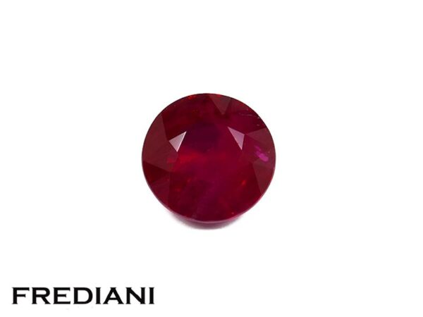 Rubis rond 5.4 mm de 0.73 carat