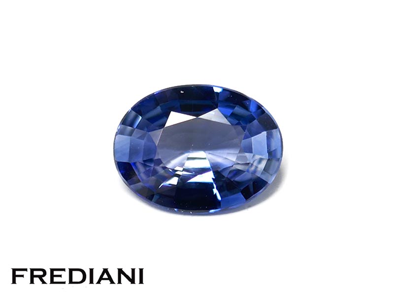Saphir bleu ovale