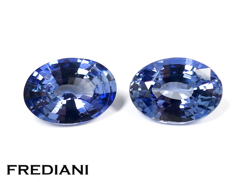 Paire de saphirs bleus ovales