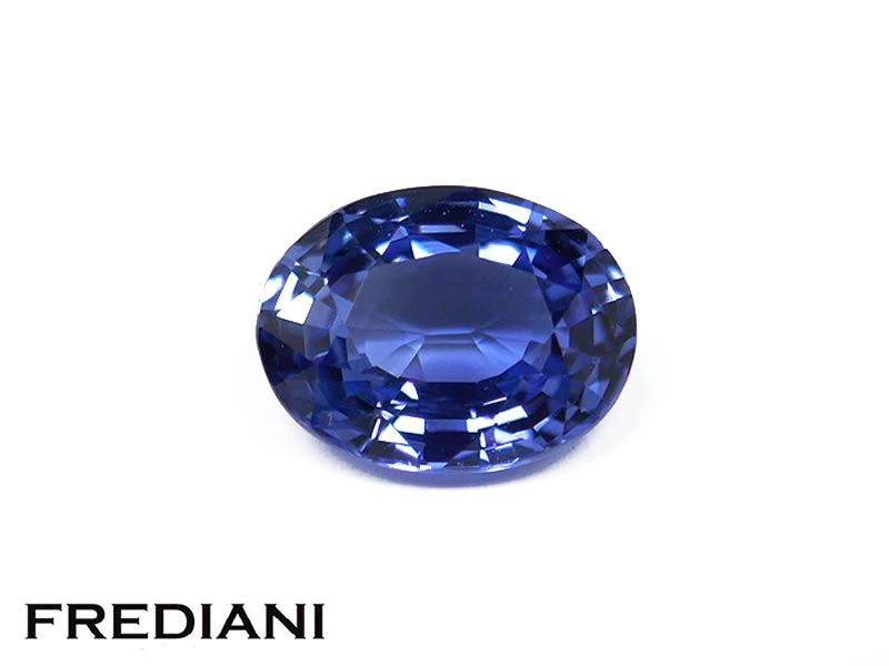 Saphir bleu ovale