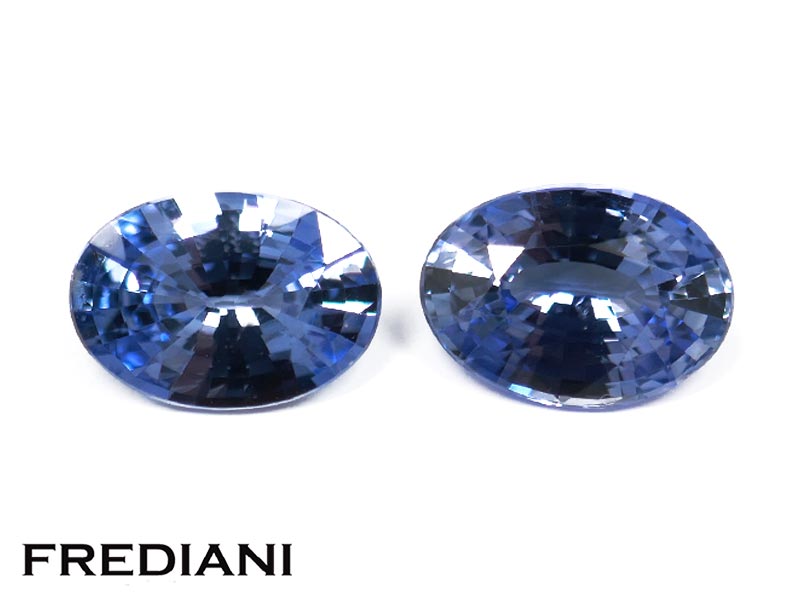 Paire de saphirs bleus ovales