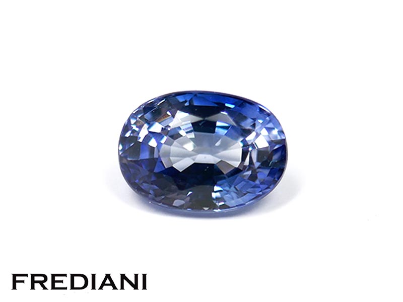 Saphir bleu ovale