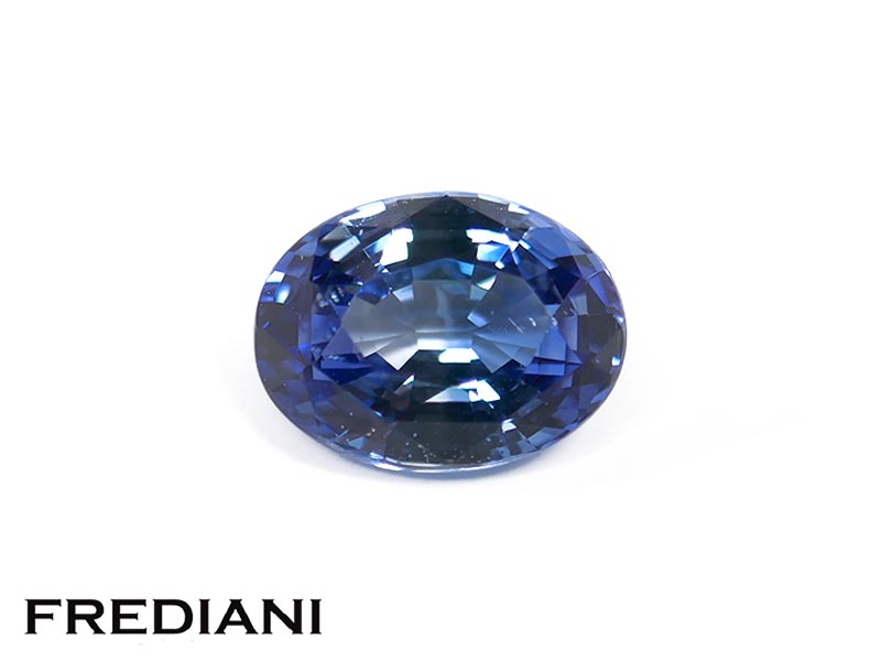Saphir bleu ovale