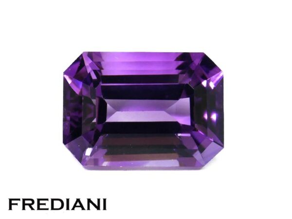 Améthyste rectangulaire 140x100 de 7.60 carats