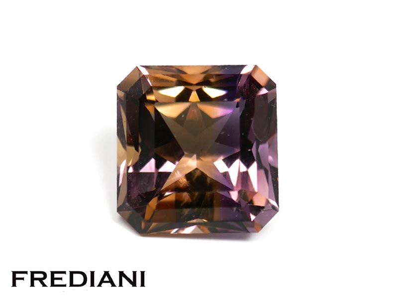 Amétrine carrée pans coupés