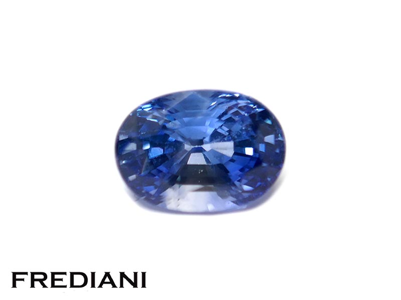 Saphir bleu ovale