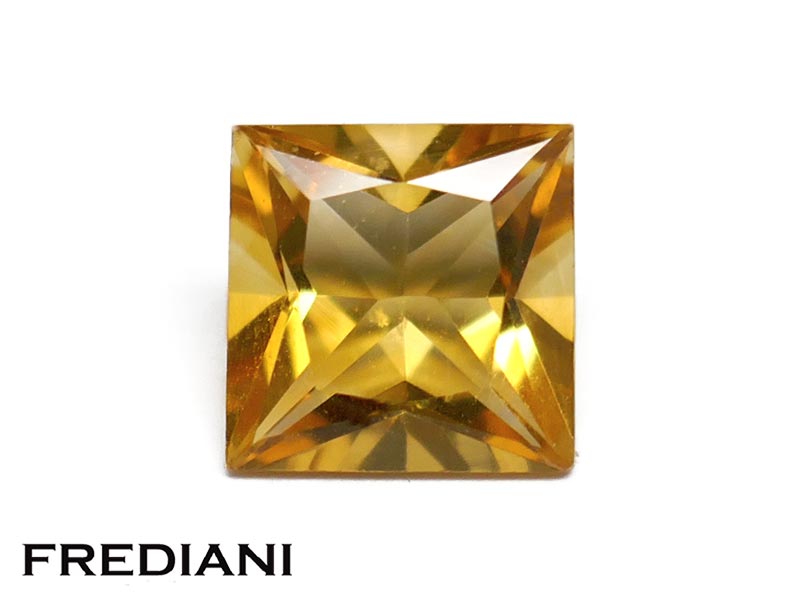 Citrine carrée taille princesse
