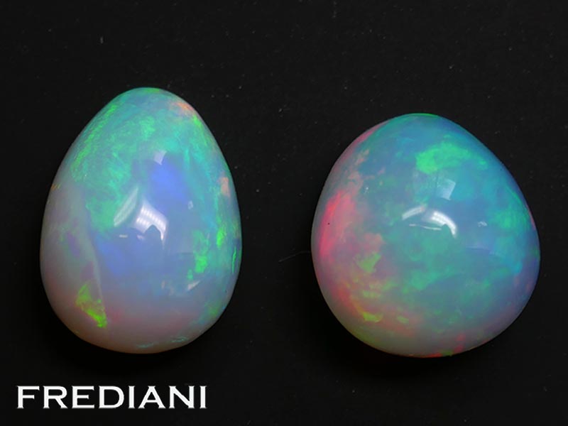 Lot de 2 opales cabochons