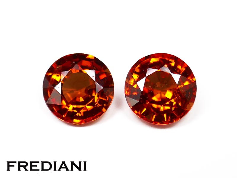 Paire de saphirs oranges ronds traités