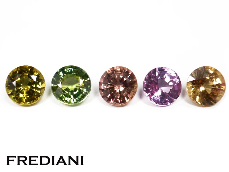 Lot de 5 saphirs de couleur ronds naturels