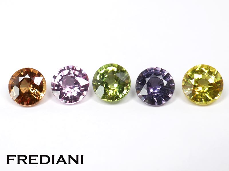 Lot de 5 saphirs naturels ronds