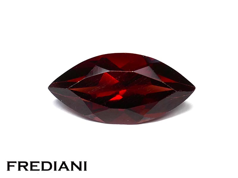 Grenat almandin navette
