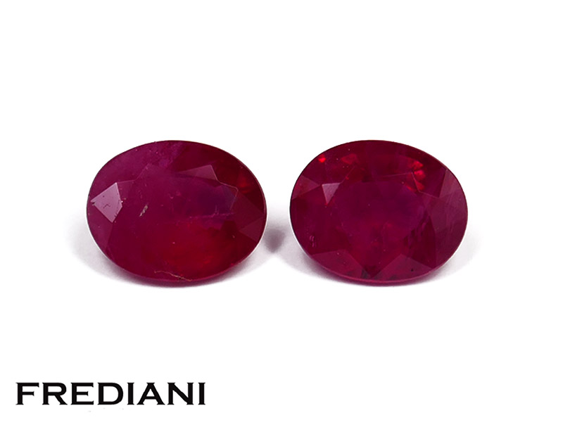 Paire de rubis ovales