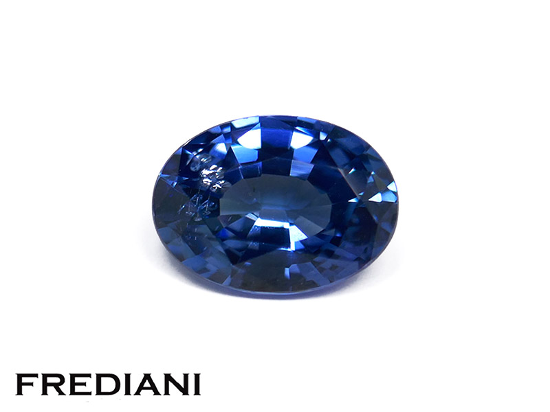 Saphir bleu ovale