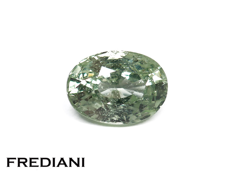 Saphir vert naturel ovale